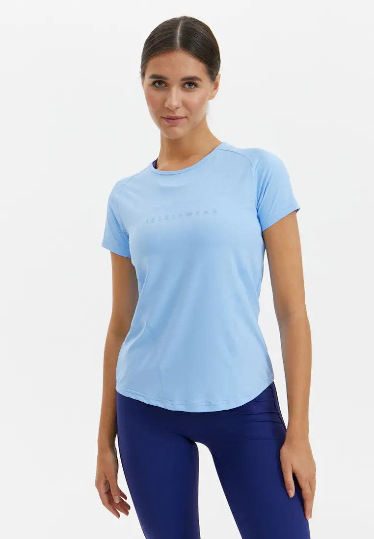 Удлиненная футболка SATIN BASE голубая