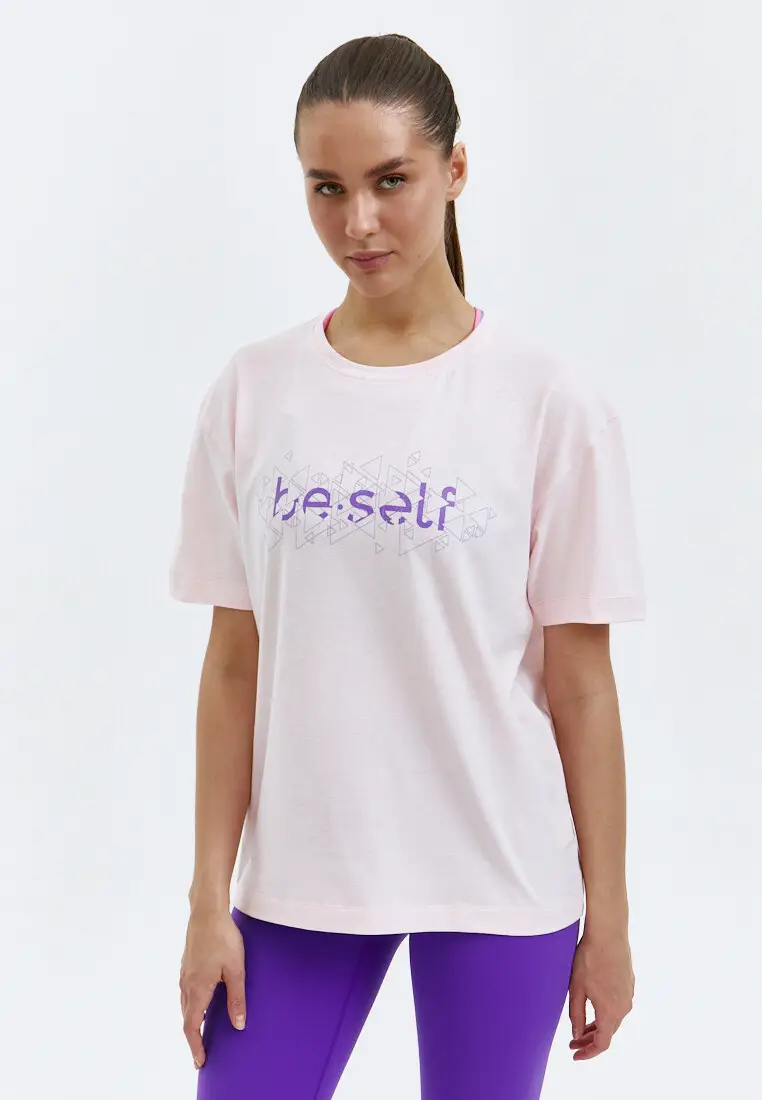 Футболка с геометрическим принтом BeSelf розовая