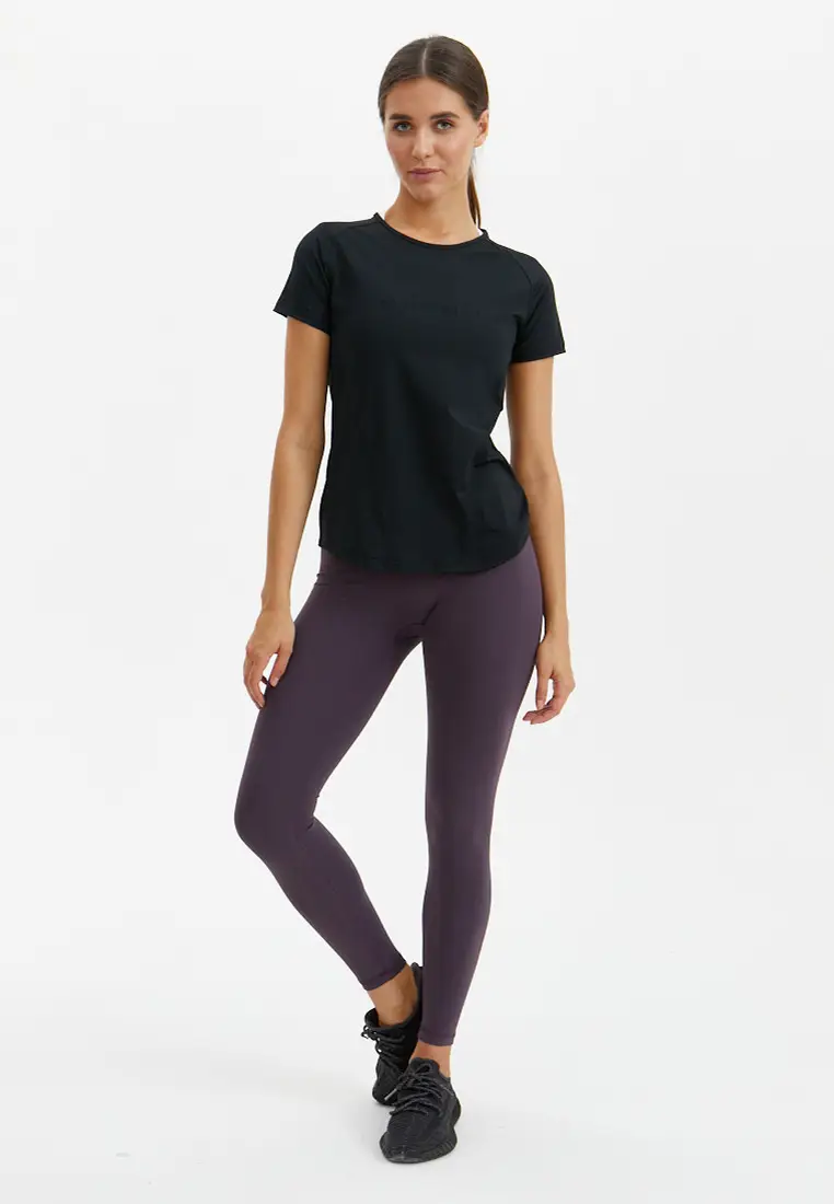 Удлиненная футболка SATIN BASE черная