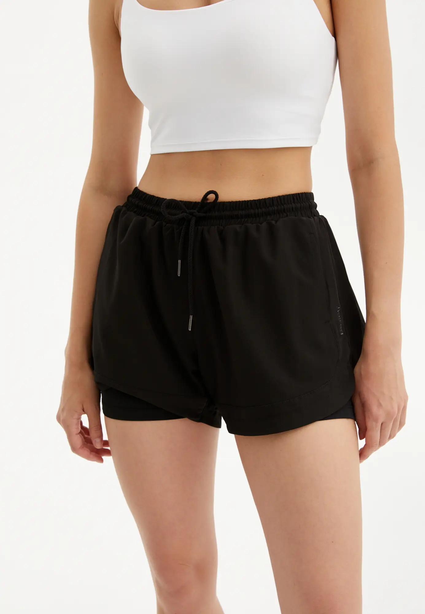 Шорты LOTUS черные